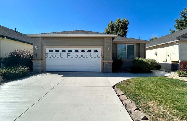 Photo of 1040 Aspen Grove Cir