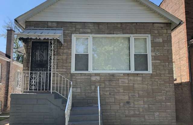Single Family Home in Auburn Gresham! - 8512 South Aberdeen Street, Chicago, IL 60620