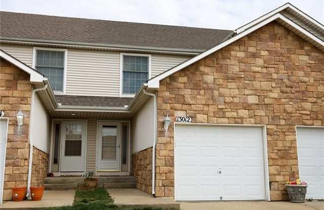 13012 S Washington Court - 13012 Washington Court, Kansas City, KS 66109