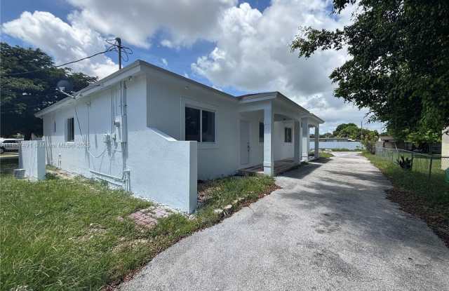 Photo of 26514 SW 138th Ave