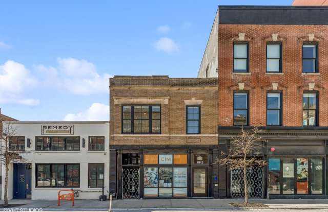 1914 N Milwaukee Avenue unit: 203L