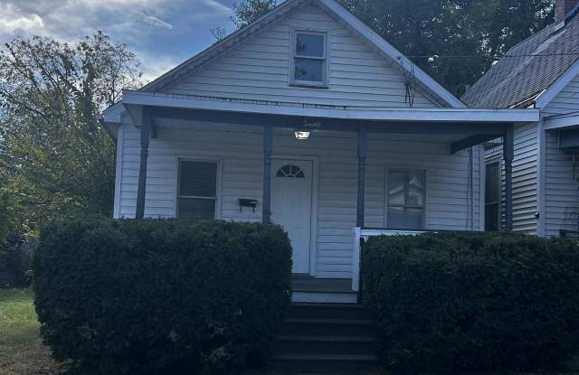 Photo of 1020 E KANSAS Avenue