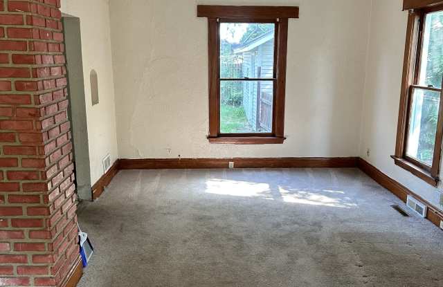 1013 East Calvert Street