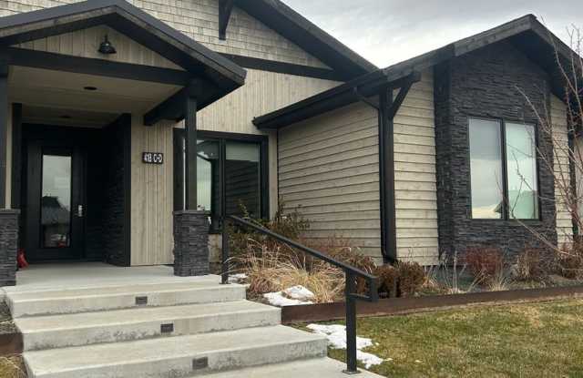 Fully Furnished Condo in Black Bull