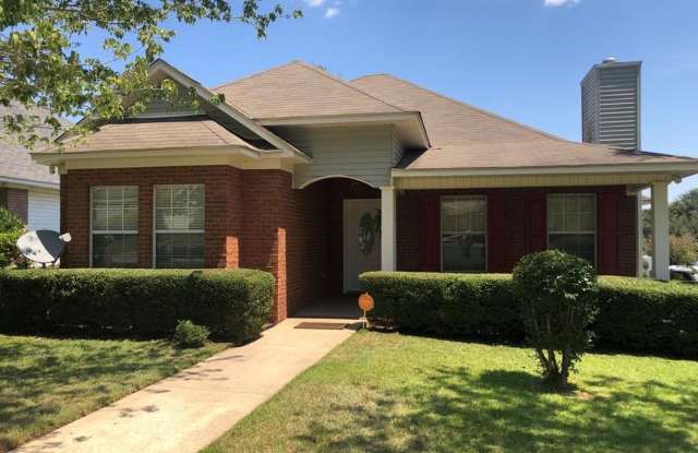 3BR/2BA Home in Dothan, AL