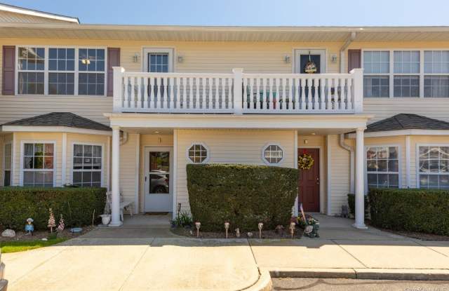 Photo of 316 Flurry Lane unit: 316