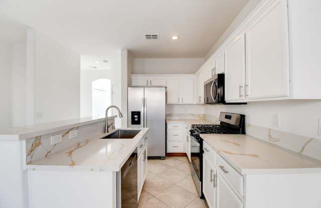 Photo of BEAUTIFUL 2 STORY SINGLE FAMILY HOME WITH 3 BEDROOMS AND 2.5 BATHS LOCATED IN SOUTHWEST