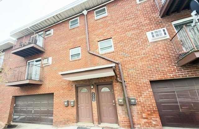 Photo of 2200 PATERSON PLANK RD