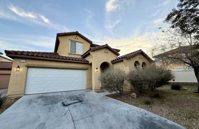 COZY 3 BEDRROM 3 BATH COMING SOON!!