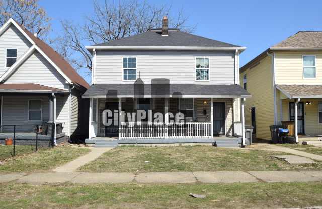 544 W 26th St