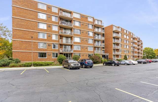 Photo of 2201 S Highland Avenue unit: 4M