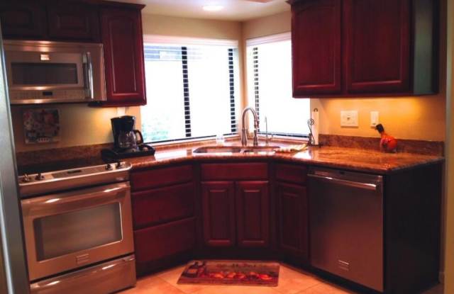 26006 S FOXGLENN Drive