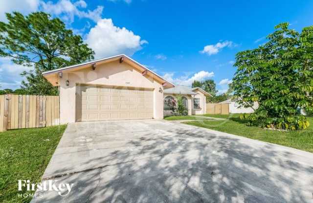 1549 Giles Street Northwest