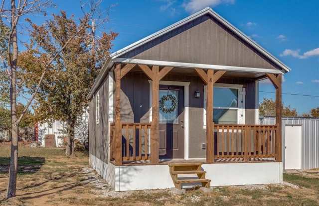 Photo of 906 El Camino Real