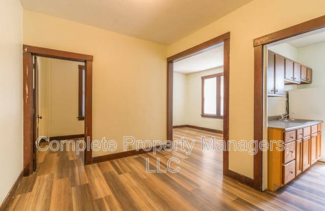 325 East Washington St - 2