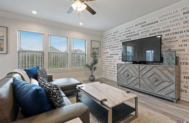 7933 PISA DR