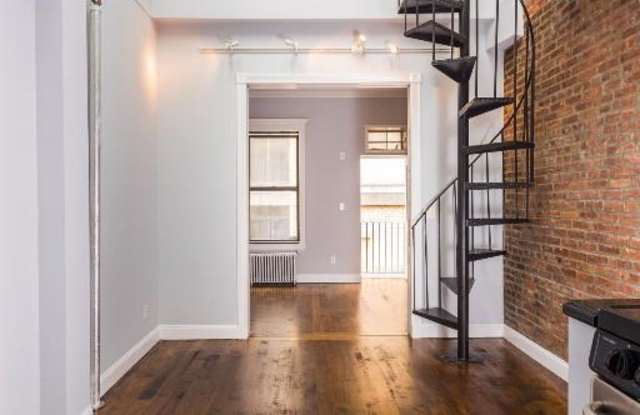 722 10TH AVE.