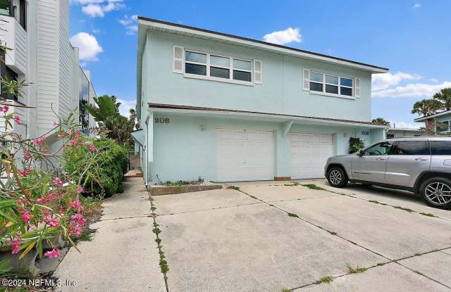 208 HOPKINS Street