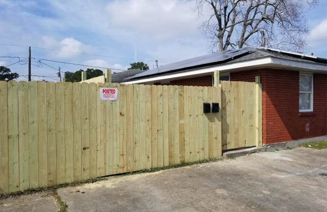 308 Helen Street - 1 - 308 Helen St, Terrytown, LA 70056