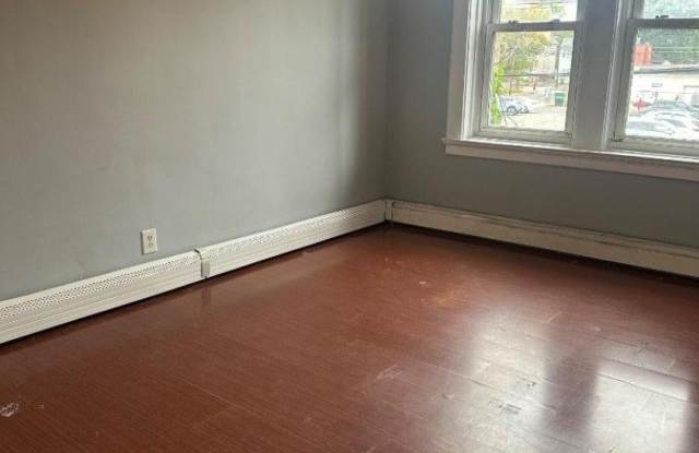 Photo of 553 Bloomfield Ave