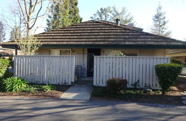 512 Roundtree Court - 512 Roundtree Court, Sacramento, CA 95831