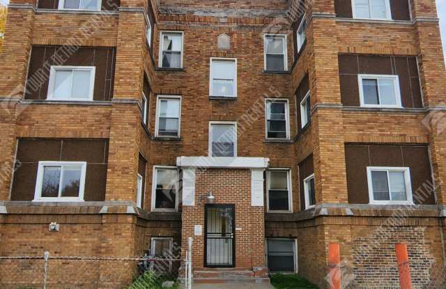 2025 Fullerton St Apt 202