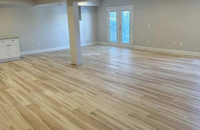 18 Birch Way - Unit B - 1