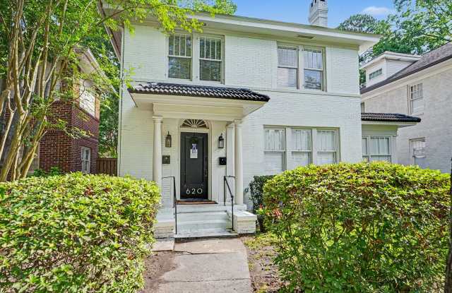 2 bedroom 1 bathroom renovated Ardsley Park