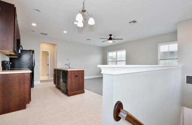 13368 Stoddart Avenue