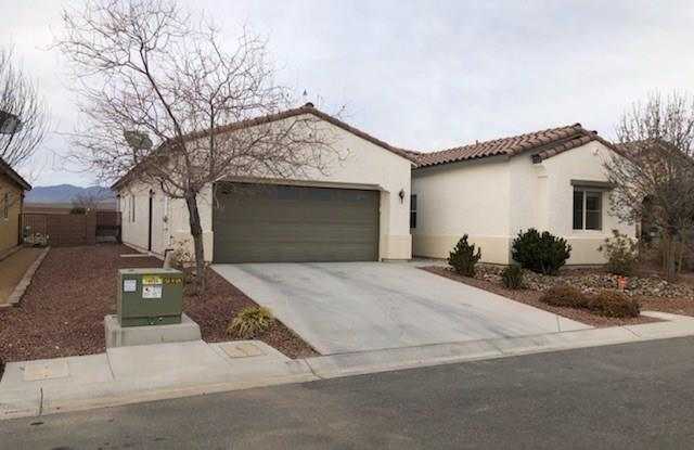 5096 East MONTE PENNE - 5096 East Monte Penne Way, Pahrump, NV 89061