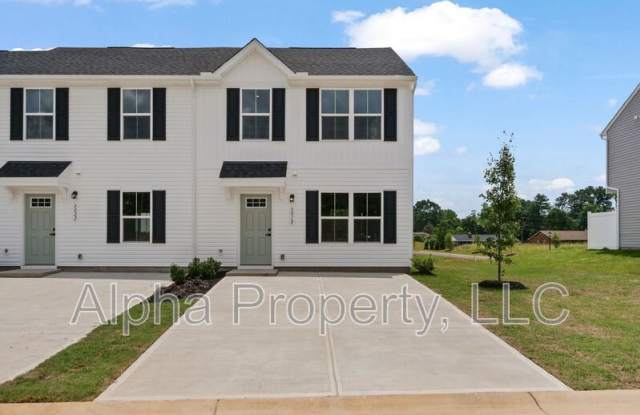 Photo of 3002 Oaksmere Dr