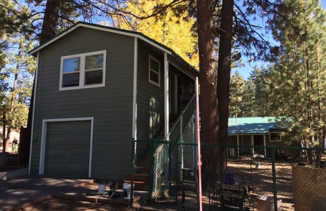 3807 Pentagon Rd - 3807 Pentagon Dr, South Lake Tahoe, CA 96150