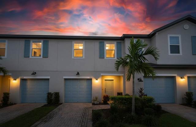 Photo of Welcome to the amazing Trevesta community in sunny Palmetto, FL