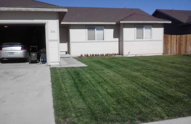 266 EMIGRANT - 266 Emigrant Way, Fernley, NV 89408