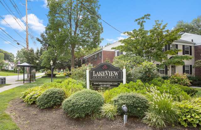 Photo of Lakeview Apartments