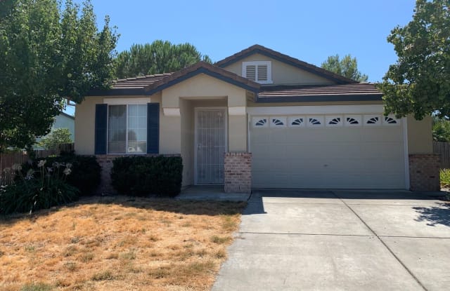 942 Summerbreeze Ct. - 942 Summerbreeze Court, Vacaville, CA 95687