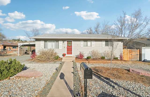 4 Bed Beauty on West Side! Bigger than it looks!