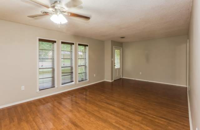 1204 Manchester Drive