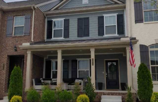 1012 Shady Stone Way