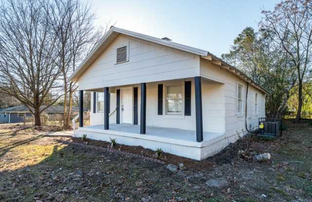 Rare Find in Pleasant Grove – Stunning 2BR Home with Oversized Rooms  Huge Fenced Yard!