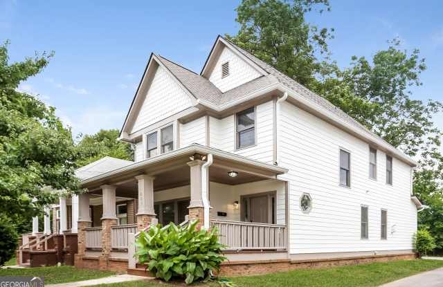 Photo of 223 Bass Street SW