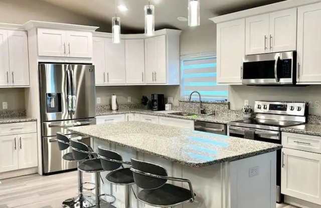 696 MARION OAKS TRAIL