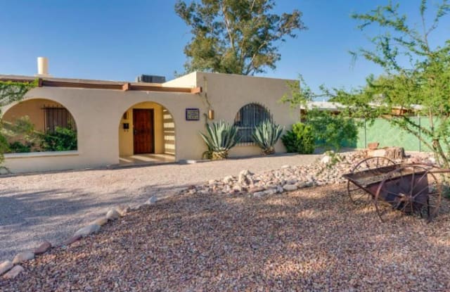 2601 East Lee Street - 2601 East Lee Street, Tucson, AZ 85716