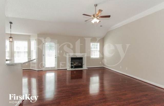 2816 Emerald Meadow Lane