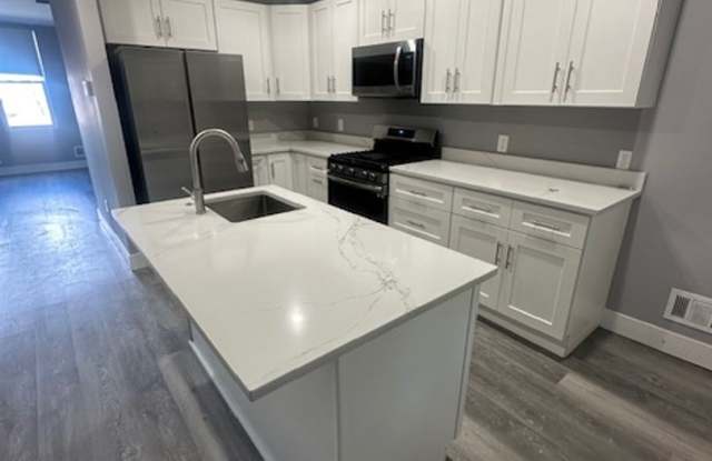 Photo of Stunning Fully Remodeled Home in Friendship – Modern Finishes  Prime Location!