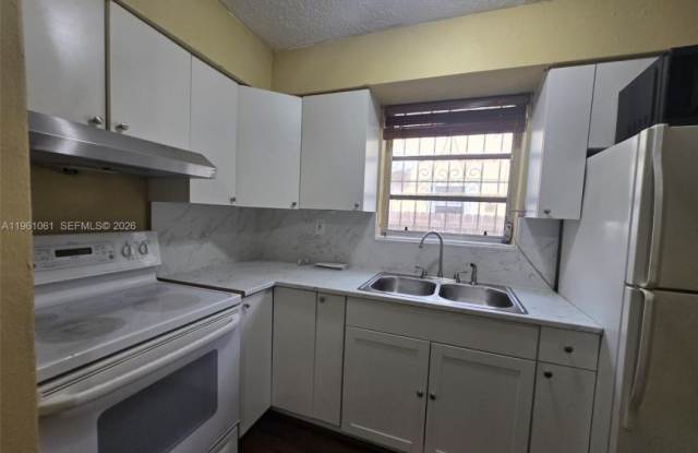 2835 NW 22nd Ave # 3 Miami, FL 33142