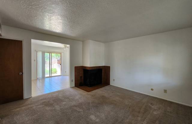 2711 Rincon Ct