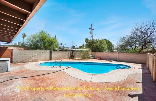 8702 East Shiloh Place - 8702 East Shiloh Place, Tucson, AZ 85710