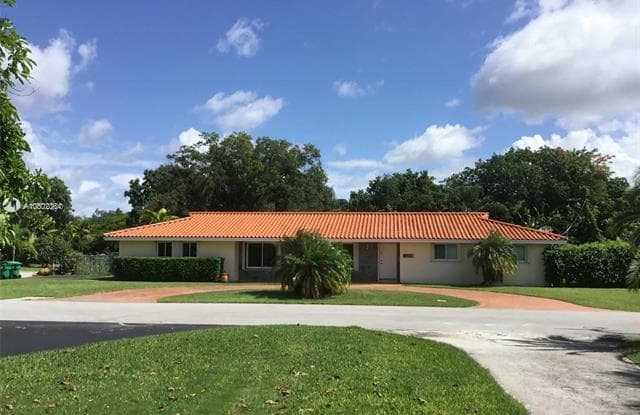 8817 SW 153rd Ter - 8817 Southwest 153rd Terrace, Palmetto Bay, FL 33157