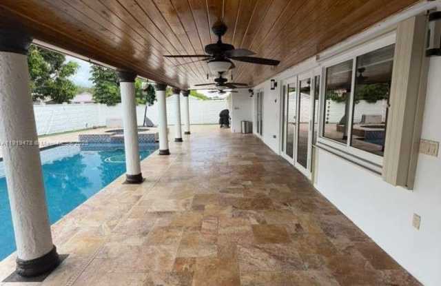 Photo of 8700 SW 19th Ter